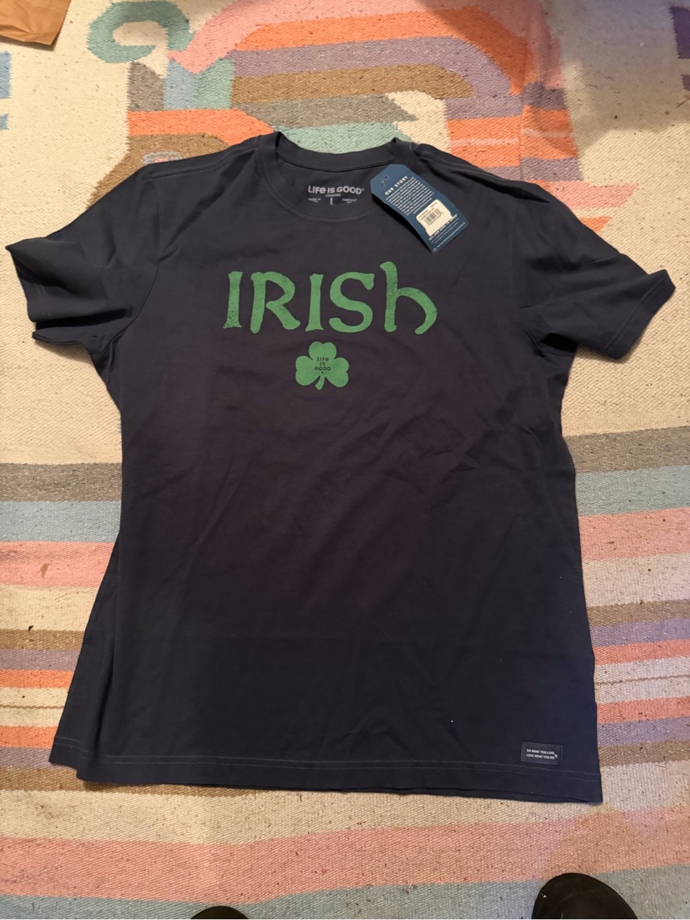 NWT Life is Good Irish Clover Short Sleeve Crusher Tee size Large